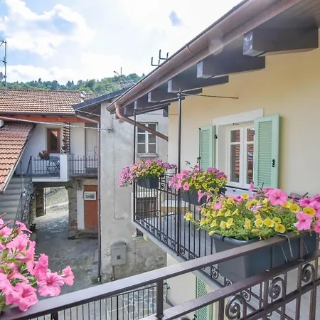 La Casa Nel Borgo בית נופש Levo